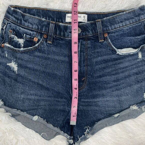 Abercrombie & Fitch Mom Short Mid Rise Curve Love Size 29 - Picture 4 of 8